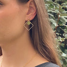 Boucles d'oreilles pendantes colorées avec un Lego vert kaki tendance